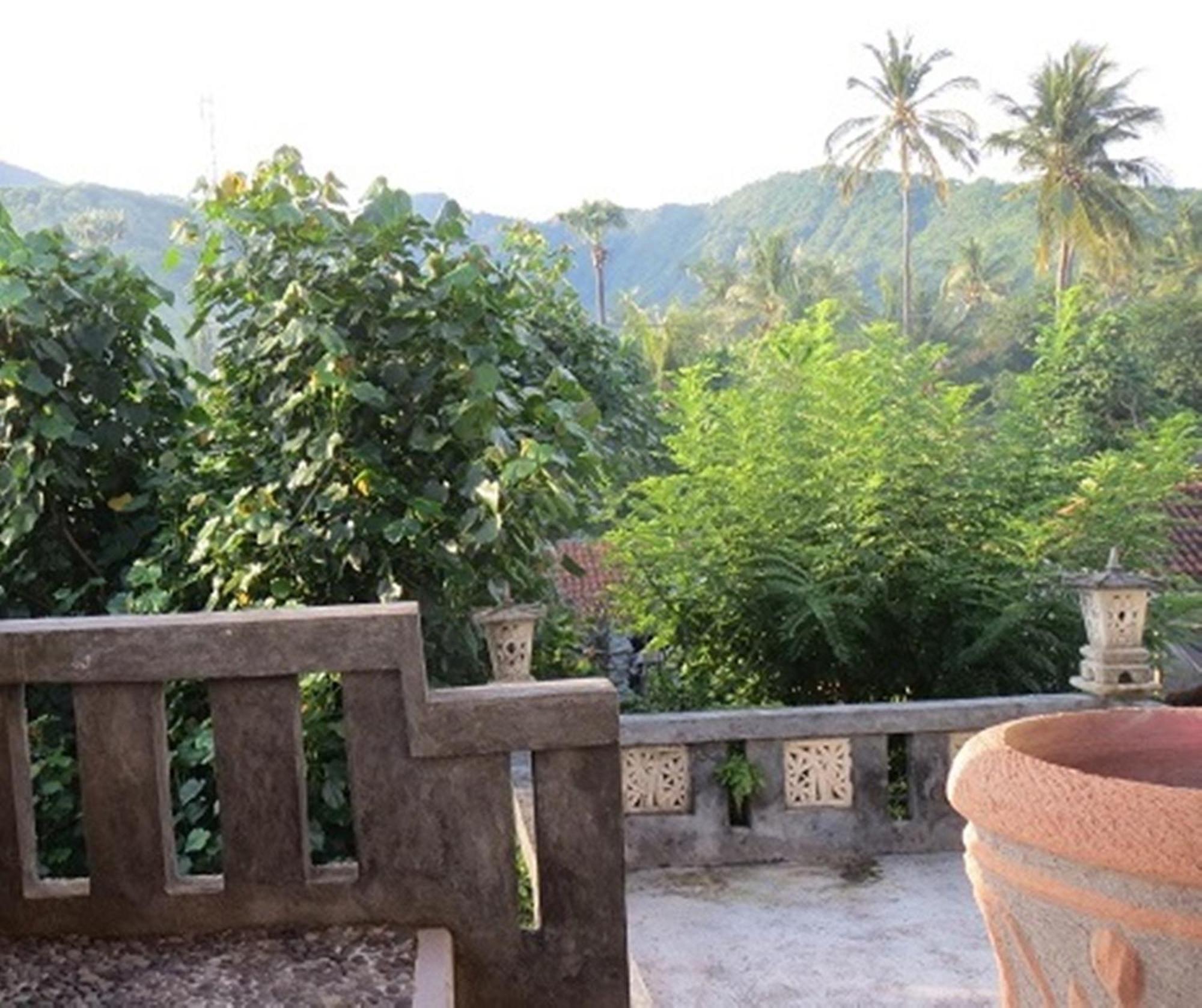 Bali Sari Homestay Amed Zimmer foto