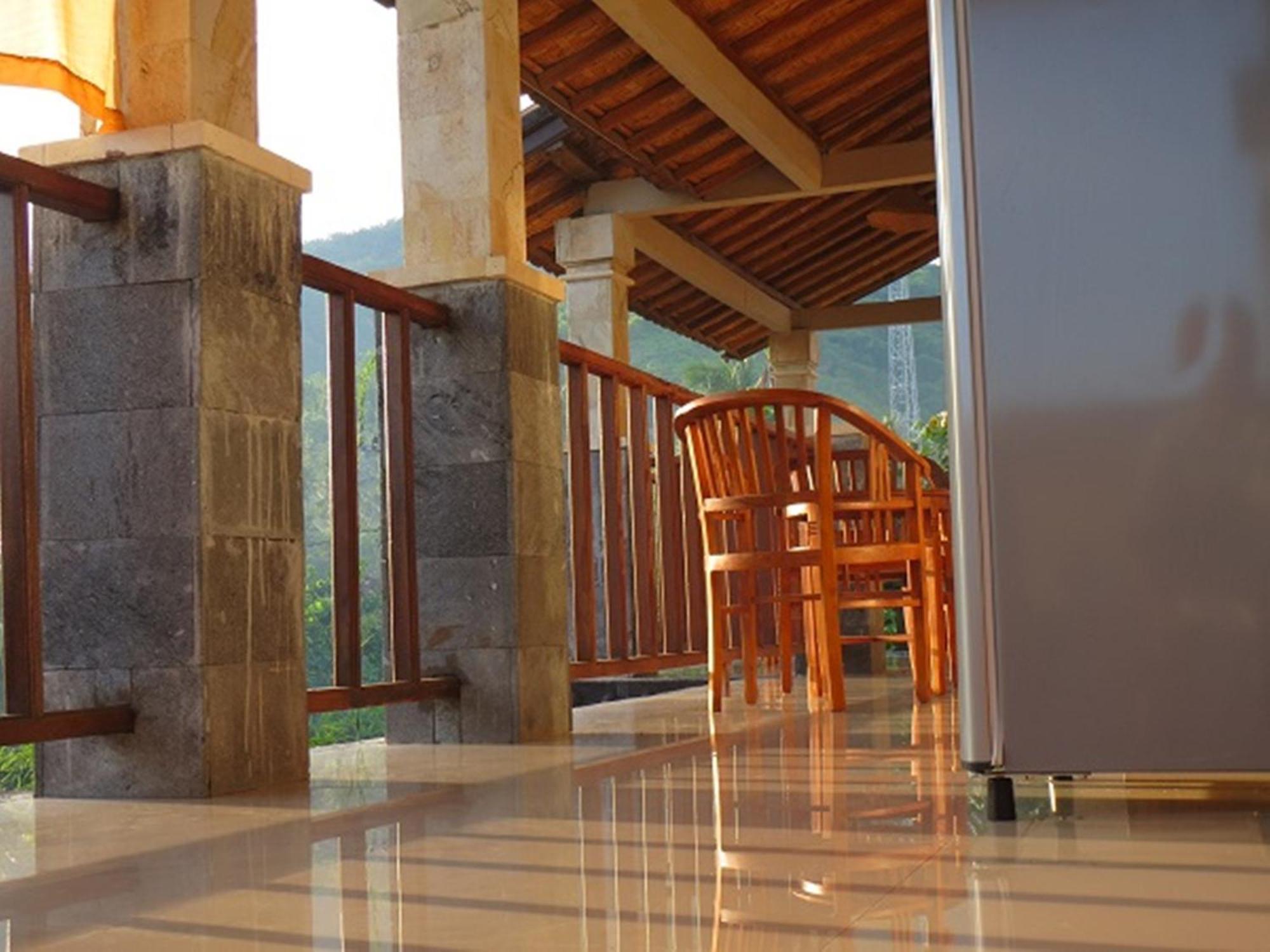Bali Sari Homestay Amed Zimmer foto