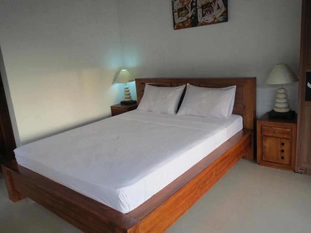 Bali Sari Homestay Amed Zimmer foto